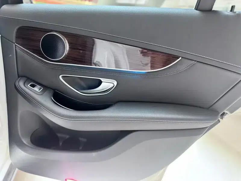 2019 Mercedes-Benz GLC 260 L 4MATIC Dynamic — миниатюра 13