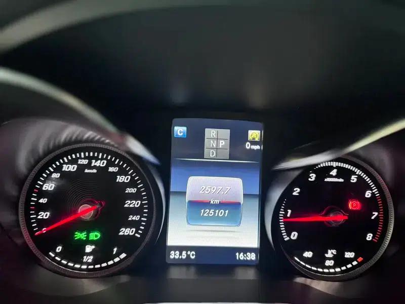 2019 Mercedes-Benz GLC 260 L 4MATIC Dynamic — миниатюра 21