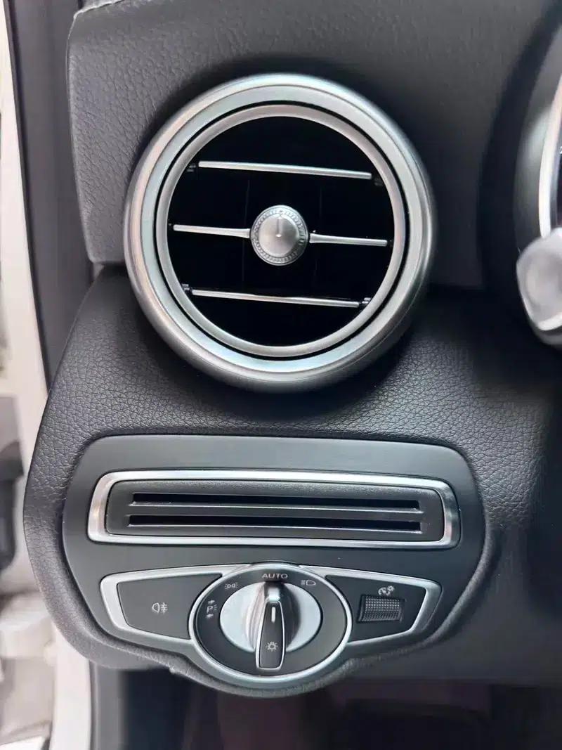 2019 Mercedes-Benz GLC 260 L 4MATIC Dynamic — миниатюра 23