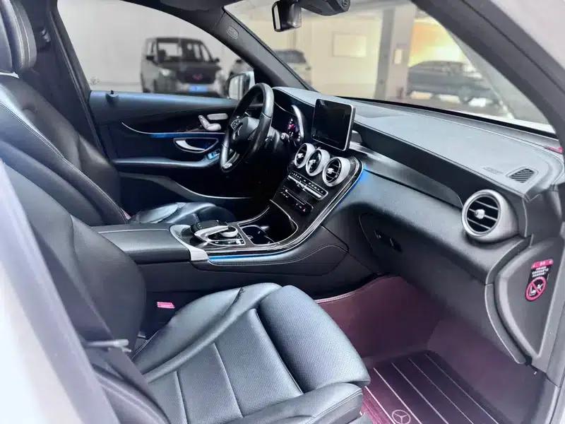 2019 Mercedes-Benz GLC 260 L 4MATIC Dynamic — миниатюра 32
