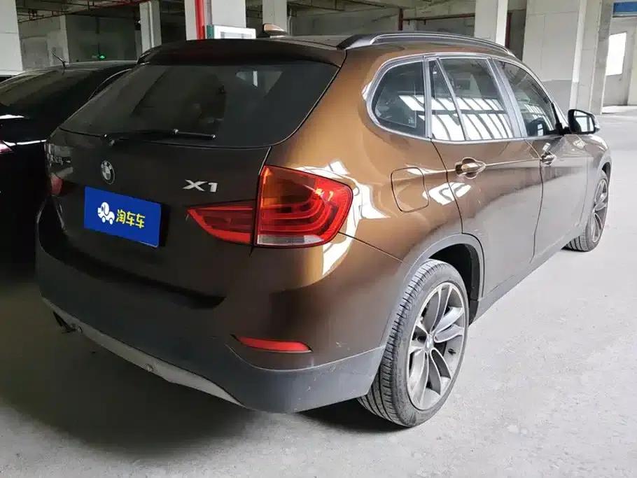 BMW X1 2015 sDrive18i Leading Upgrade Edition — миниатюра 3