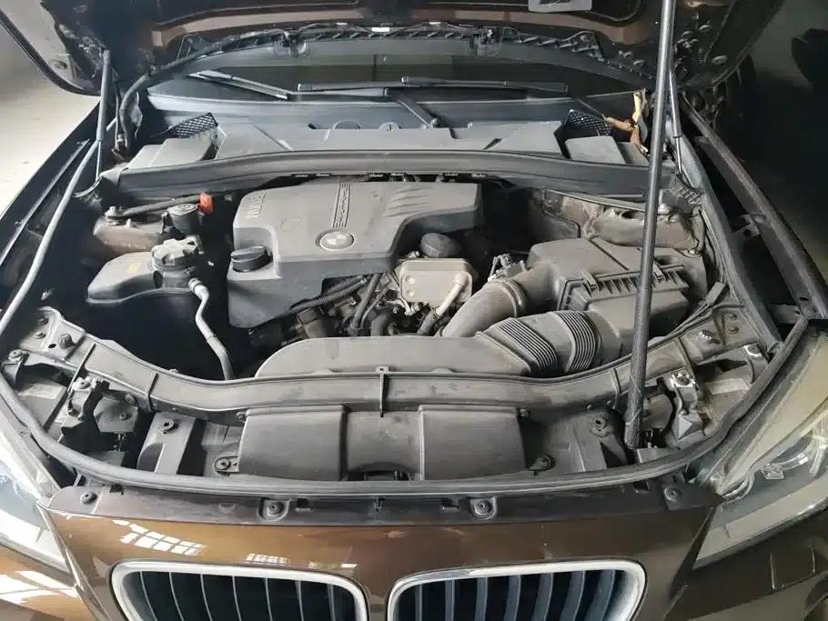 BMW X1 2015 sDrive18i Leading Upgrade Edition — миниатюра 10