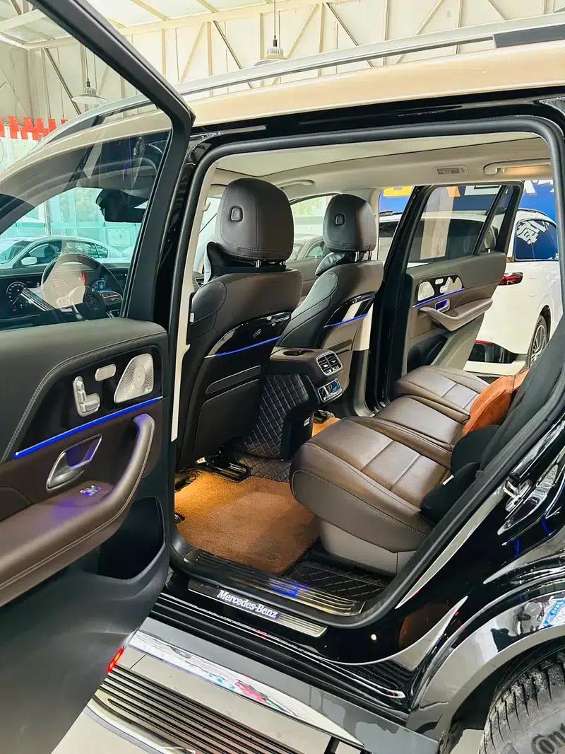 Mercedes-Benz GLS 2023 Facelift GLS 450 4MATIC Fashion Model — миниатюра 21