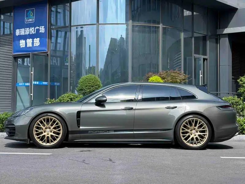Panamera 2022 Panamera 4 Sport Turismo 2.9T — миниатюра 3