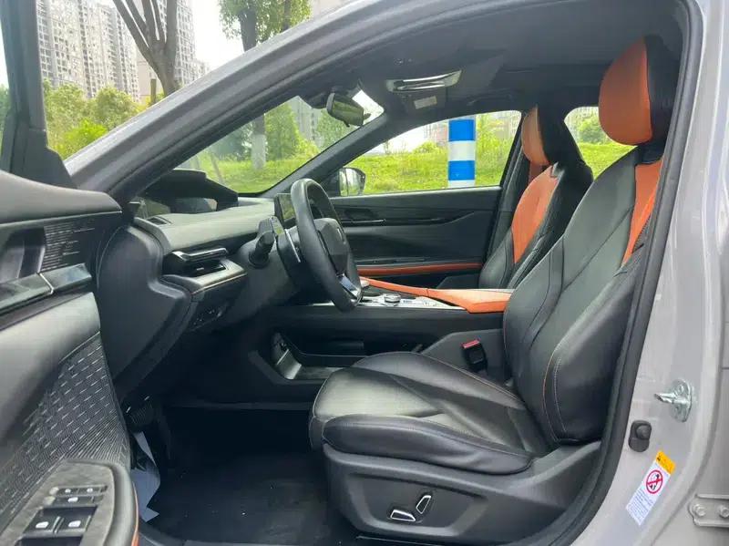 Changan UNI-V 2023 1.5T Premium Edition — миниатюра 10