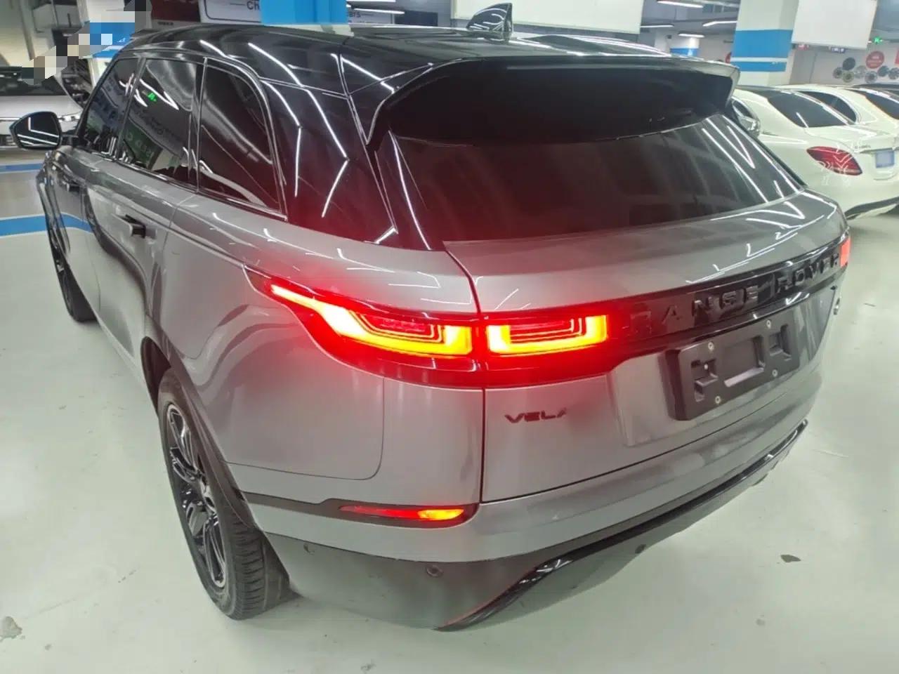 Land Rover Range Velar 2021 P250 Sparkling Black Limited Edition — миниатюра 13