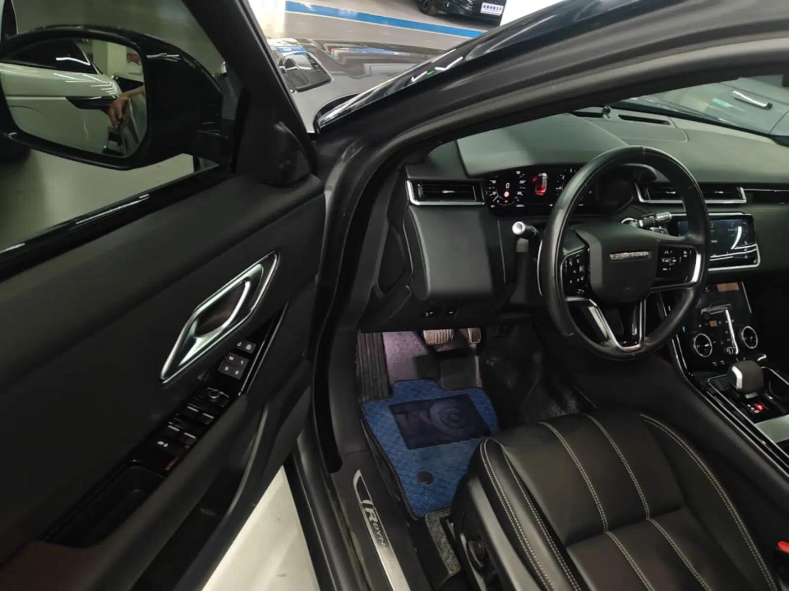 Land Rover Range Velar 2021 P250 Sparkling Black Limited Edition — миниатюра 23
