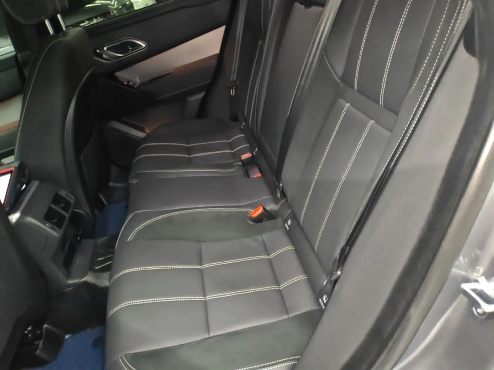 Land Rover Range Velar 2021 P250 Sparkling Black Limited Edition — миниатюра 25
