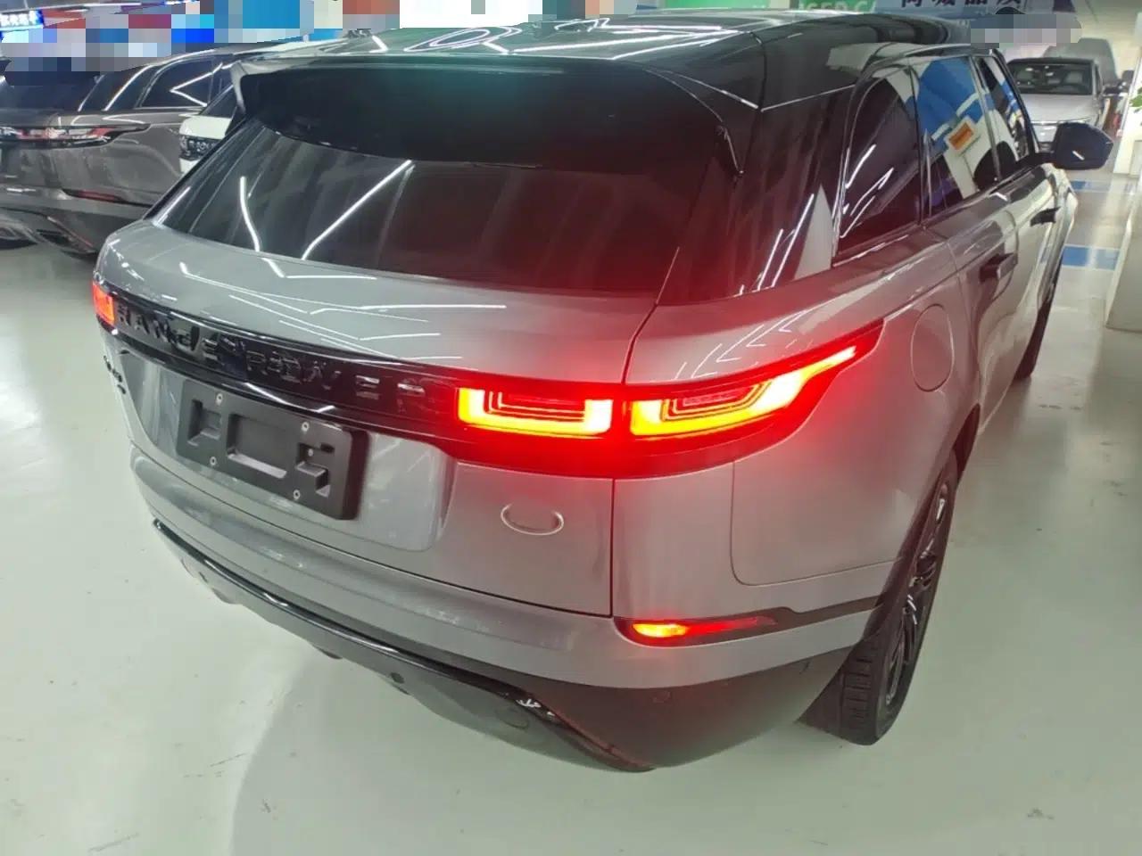 Land Rover Range Velar 2021 P250 Sparkling Black Limited Edition — миниатюра 6