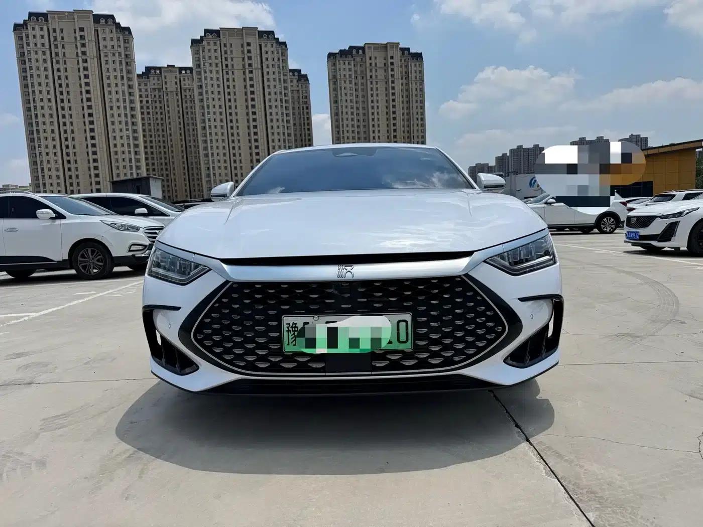 Han 2022 DM-i 121KM Premium Edition — миниатюра 2