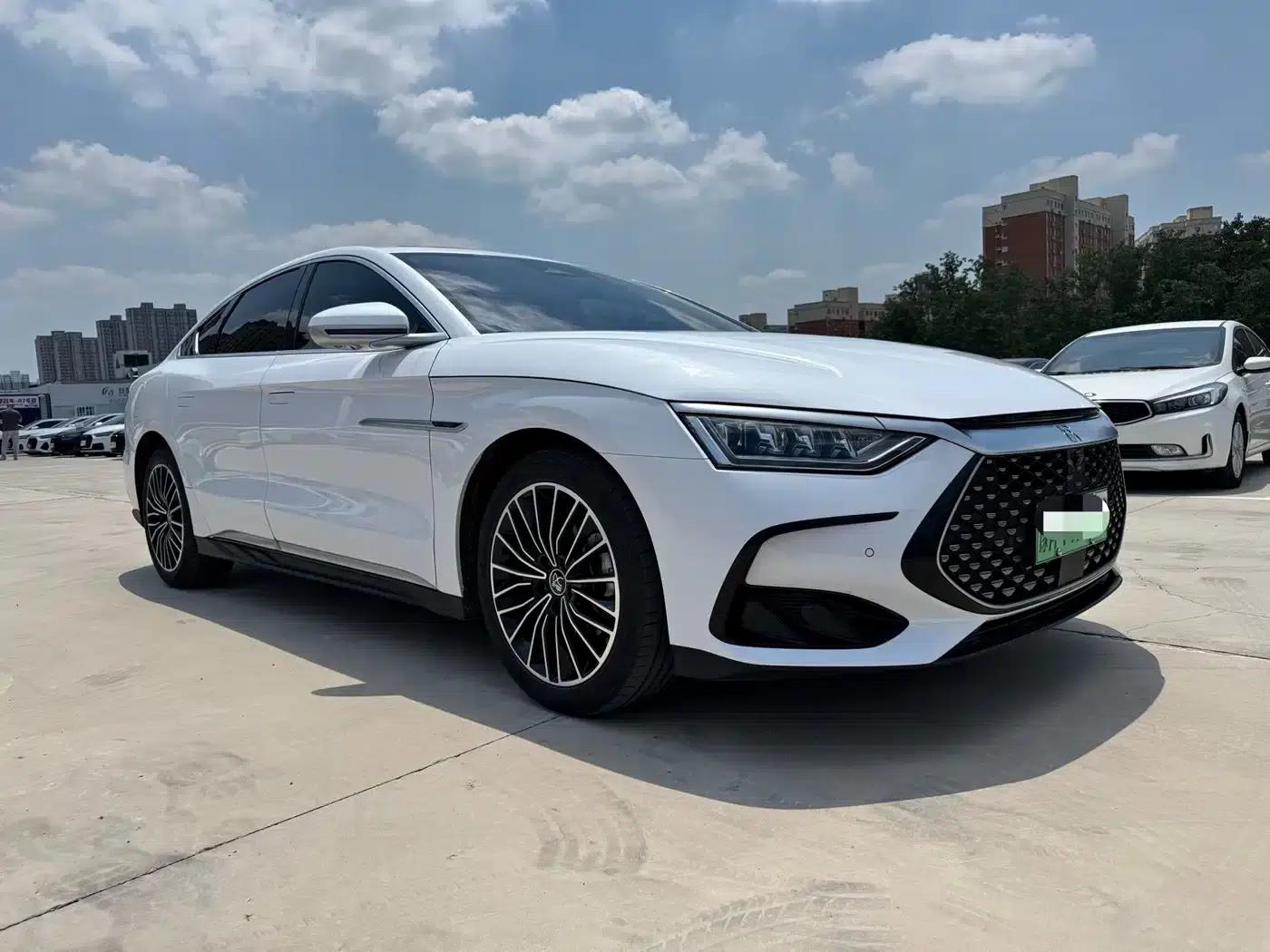 Han 2022 DM-i 121KM Premium Edition — миниатюра 3