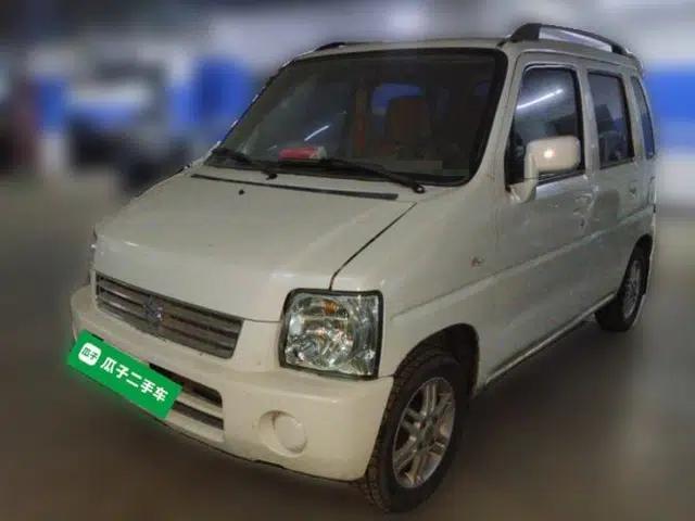 Suzuki Wagon R 2015 1.0L Manual Comfort Model