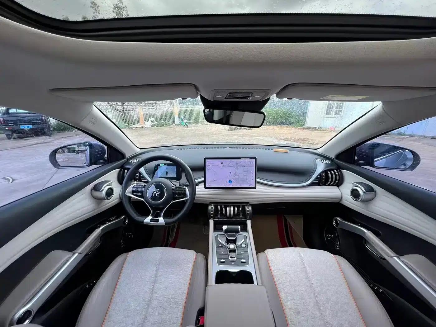 Yuan PLUS 2024 Glory Edition 430KM Superior Model — миниатюра 5
