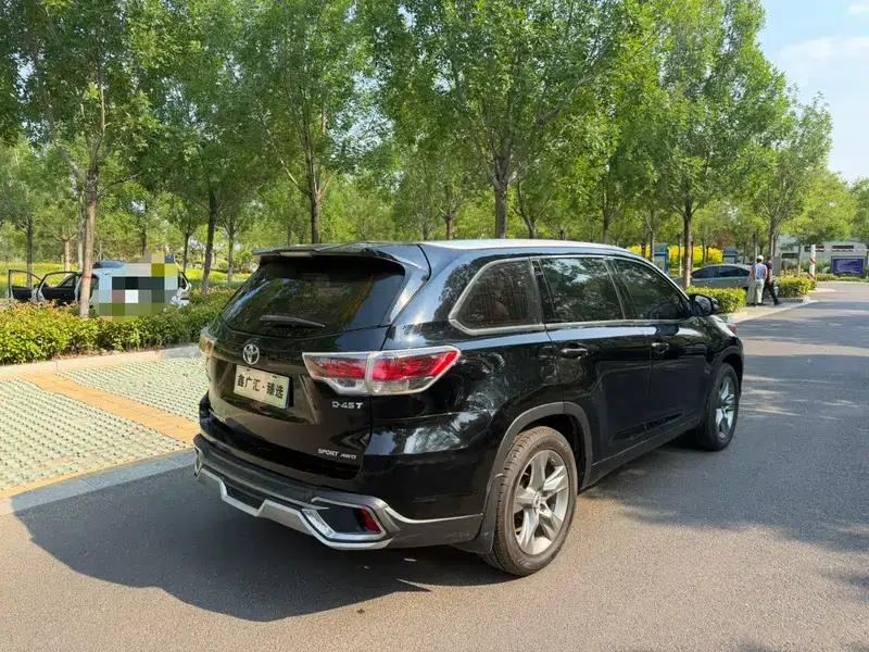 2015 Highlander 2.0T AWD Luxury 7-seater — миниатюра 7