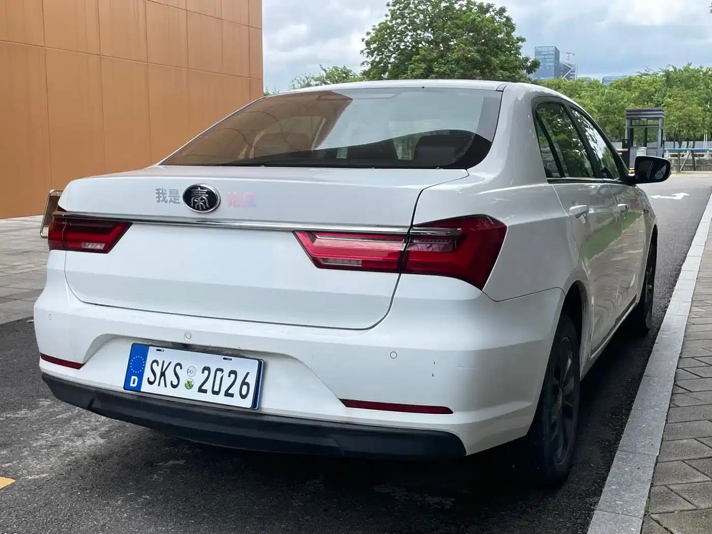 Qin 2019 1.5L Automatic Premium Edition — миниатюра 5