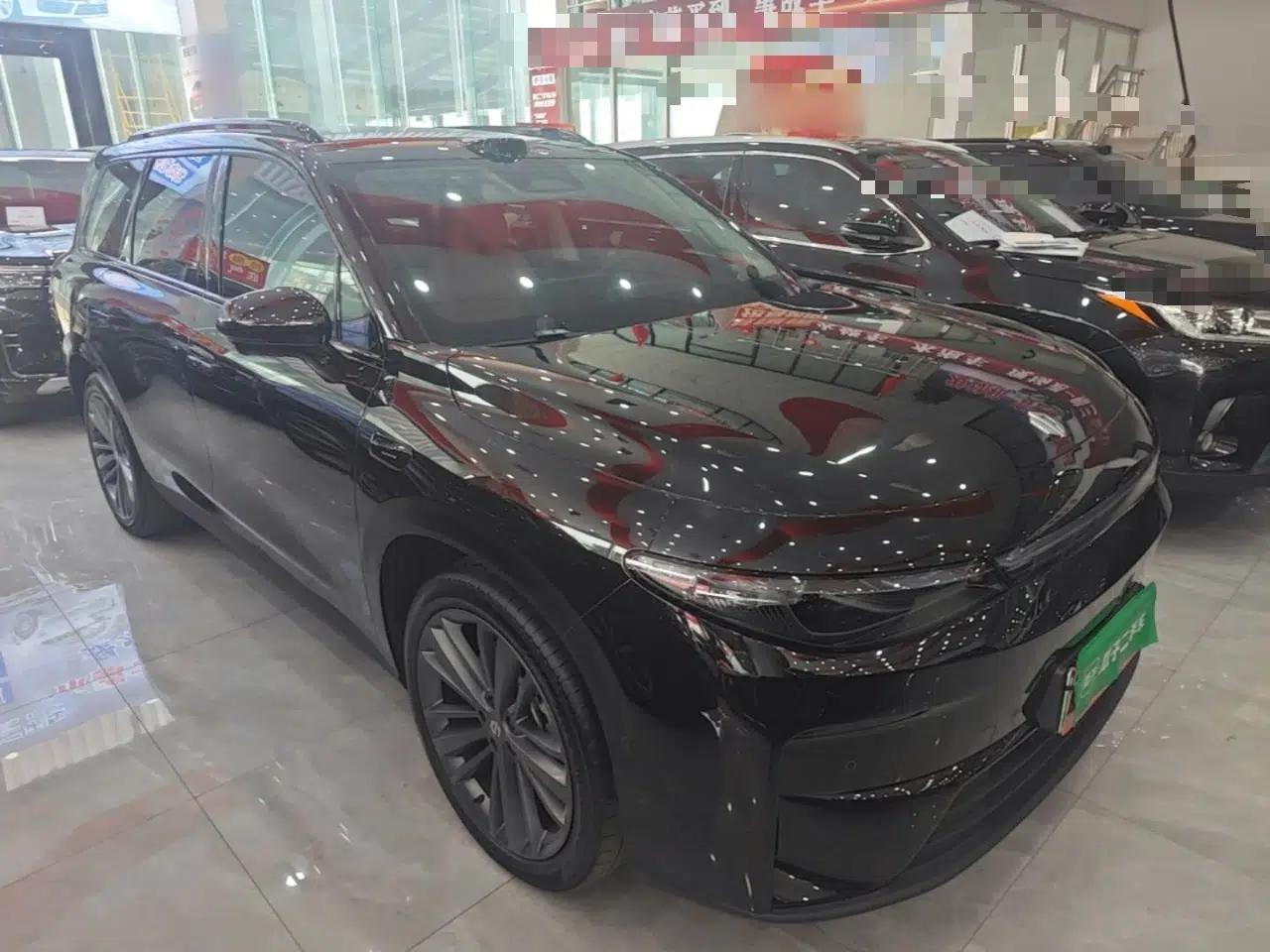 Leapmotor C16 2026 Extended-Range 280 LiDAR Zhizun Edition 6 Seats — миниатюра 3