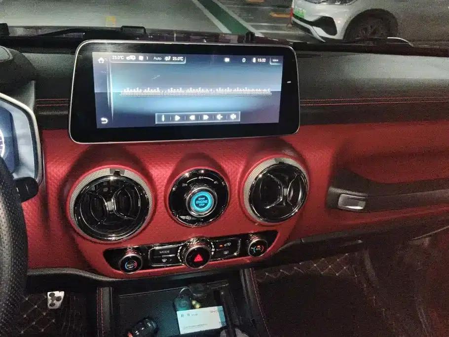Beijing BJ40 2020 2.0T Automatic 4WD Tribute Edition Knight Model — миниатюра 13