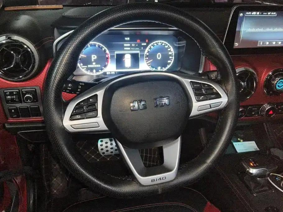 Beijing BJ40 2020 2.0T Automatic 4WD Tribute Edition Knight Model — миниатюра 15
