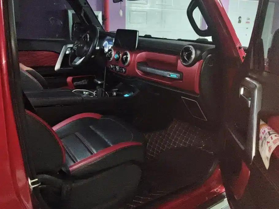 Beijing BJ40 2020 2.0T Automatic 4WD Tribute Edition Knight Model — миниатюра 8