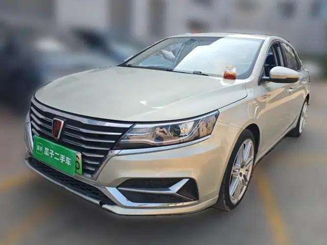 Roewe i6 New Energy 2017 45T Hybrid Connect & Smart Enjoyment Edition