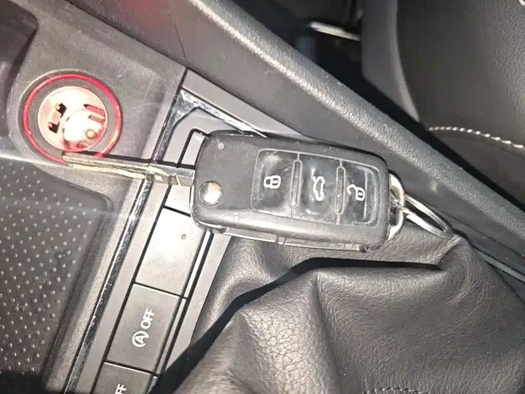 2017 Volkswagen Lavida 230TSI DSG Comfort Edition — миниатюра 9