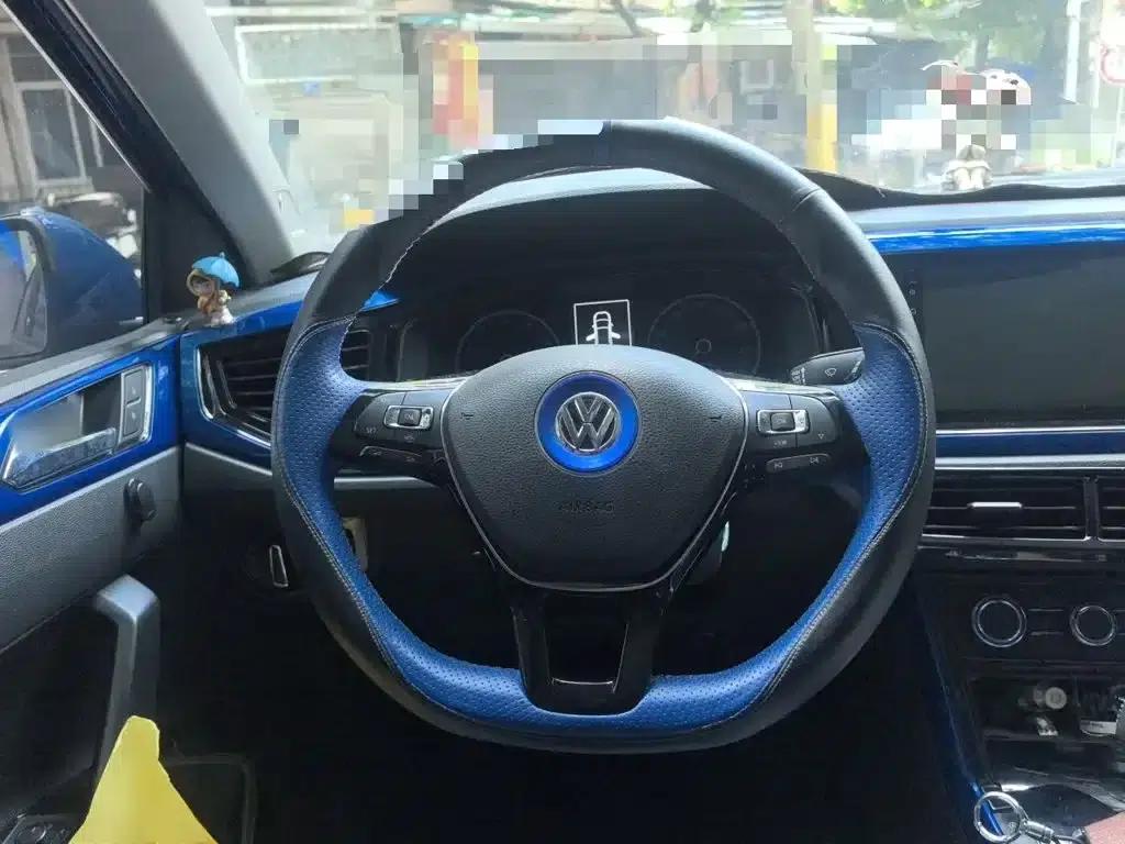 2019 Polo Plus 1.5L Automatic Colorful Technology Edition — миниатюра 7