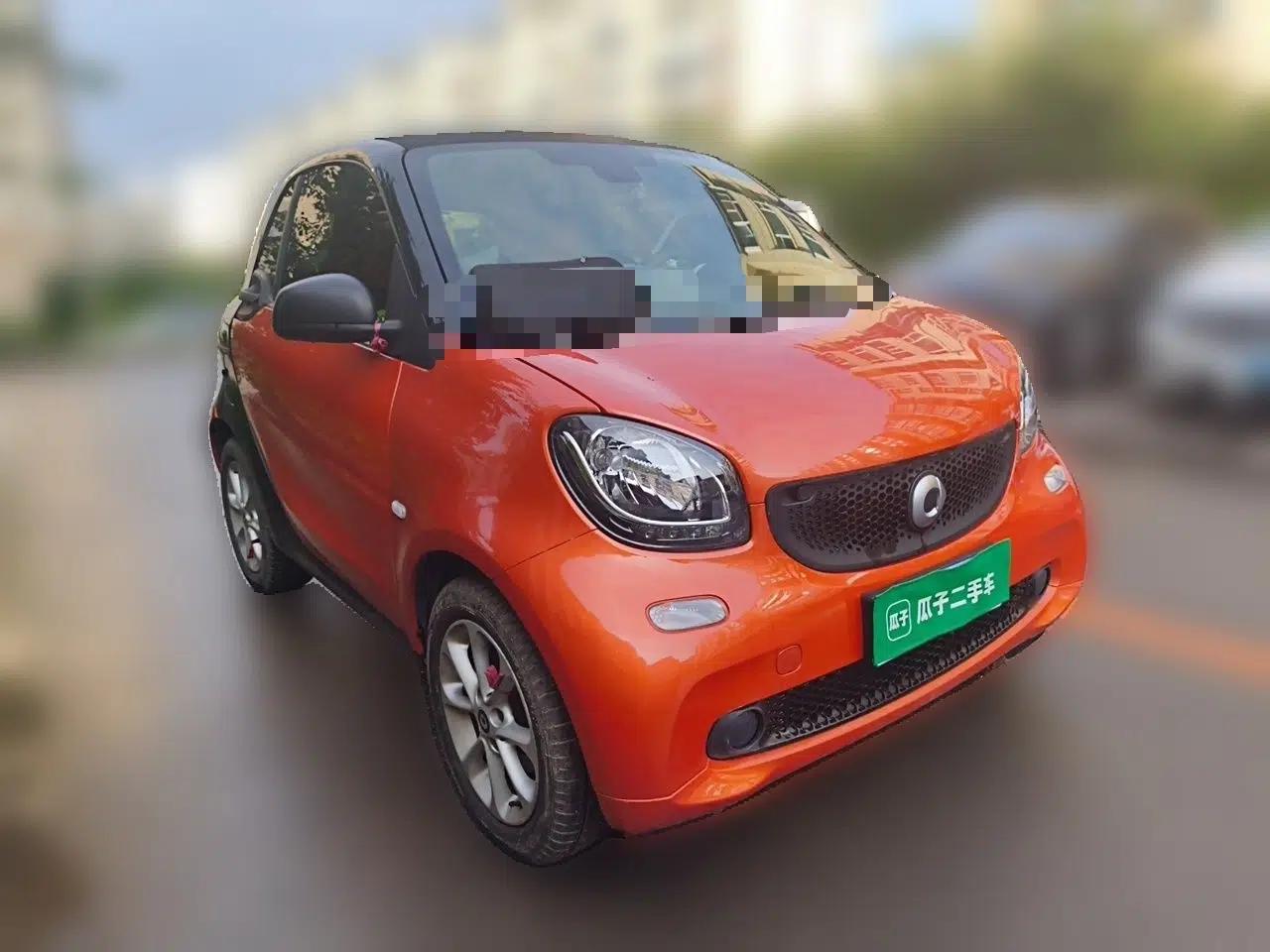 smart fortwo 2018 1.0L 52kW Hardtop Dynamic Version China V — миниатюра 3