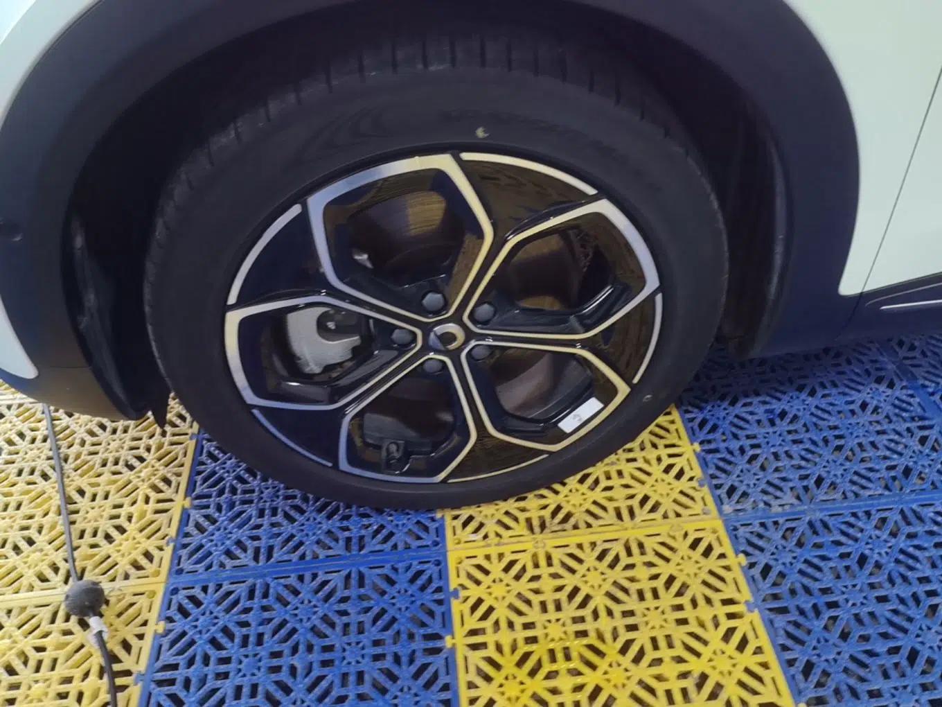 smart #3 2023 Pulse Four-Wheel Drive Edition — миниатюра 10