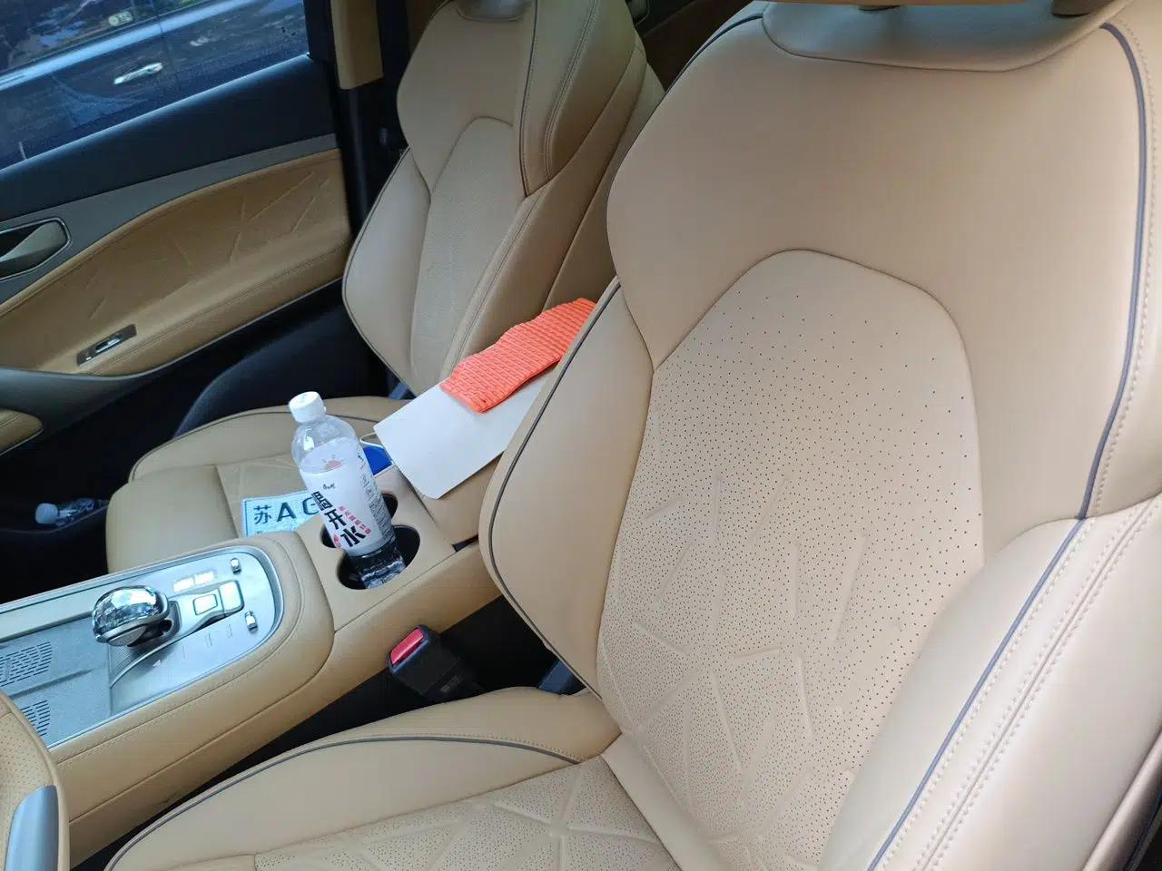 Denza N8 2023 Four-Wheel Drive Ultra-Hybrid Flagship Six-Seater Version — миниатюра 15
