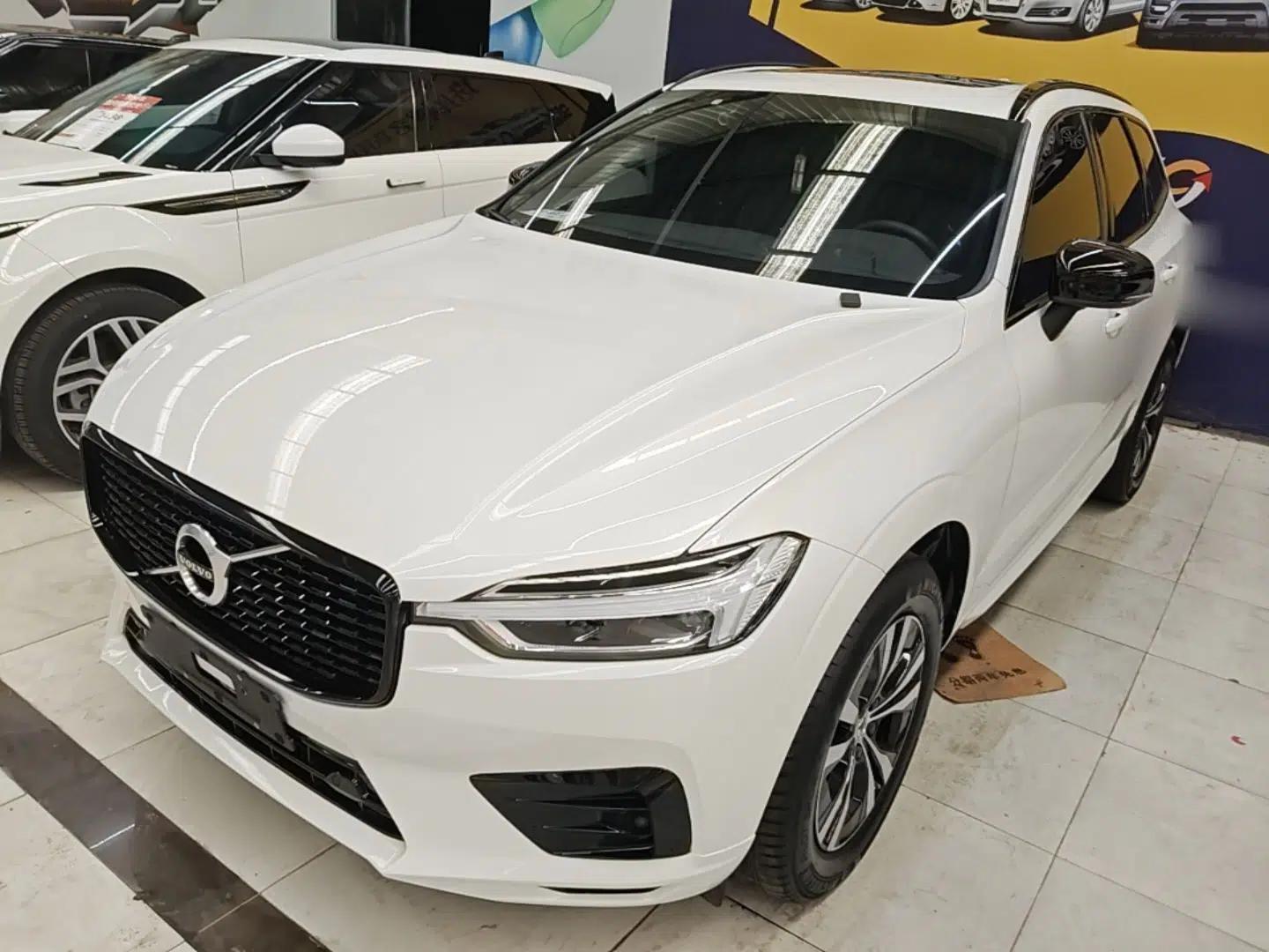 Volvo XC60 2021 T5 4x4 Zhiyi Sport Edition — миниатюра 1