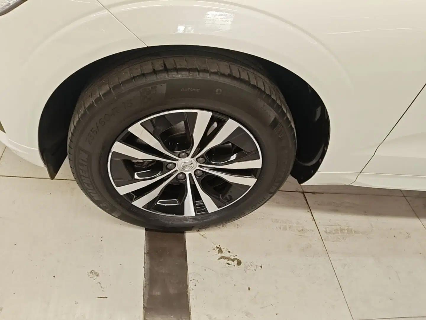 Volvo XC60 2021 T5 4x4 Zhiyi Sport Edition — миниатюра 15