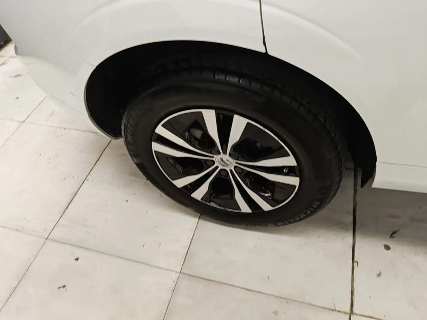 Volvo XC60 2021 T5 4x4 Zhiyi Sport Edition — миниатюра 16
