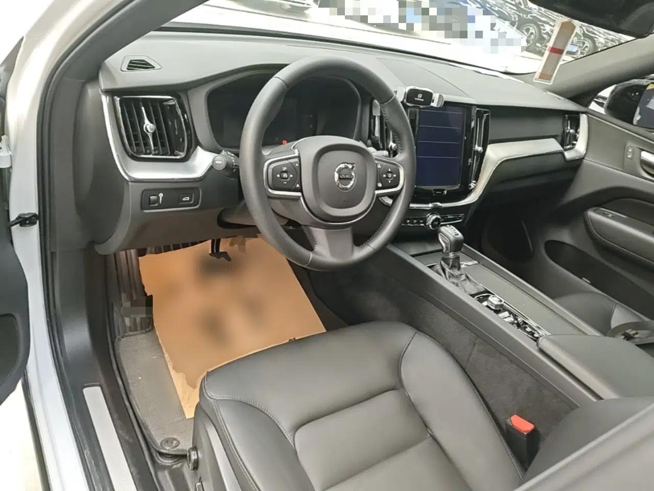 Volvo XC60 2021 T5 4x4 Zhiyi Sport Edition — миниатюра 17