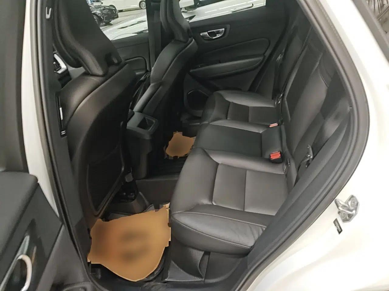 Volvo XC60 2021 T5 4x4 Zhiyi Sport Edition — миниатюра 25