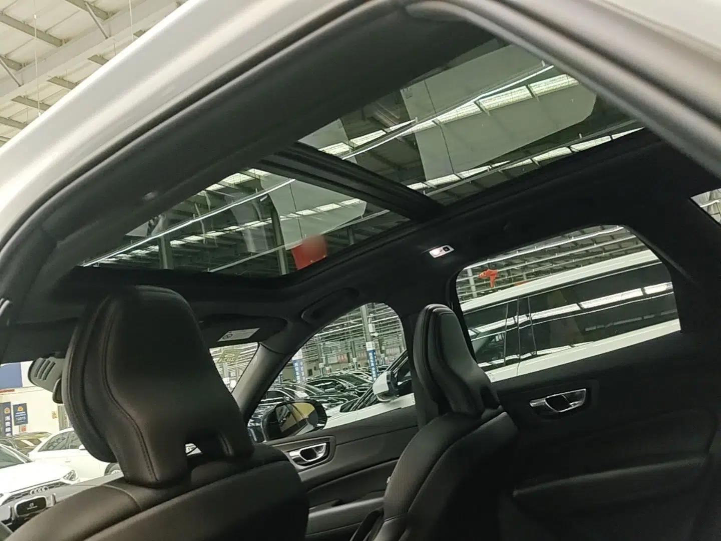 Volvo XC60 2021 T5 4x4 Zhiyi Sport Edition — миниатюра 26