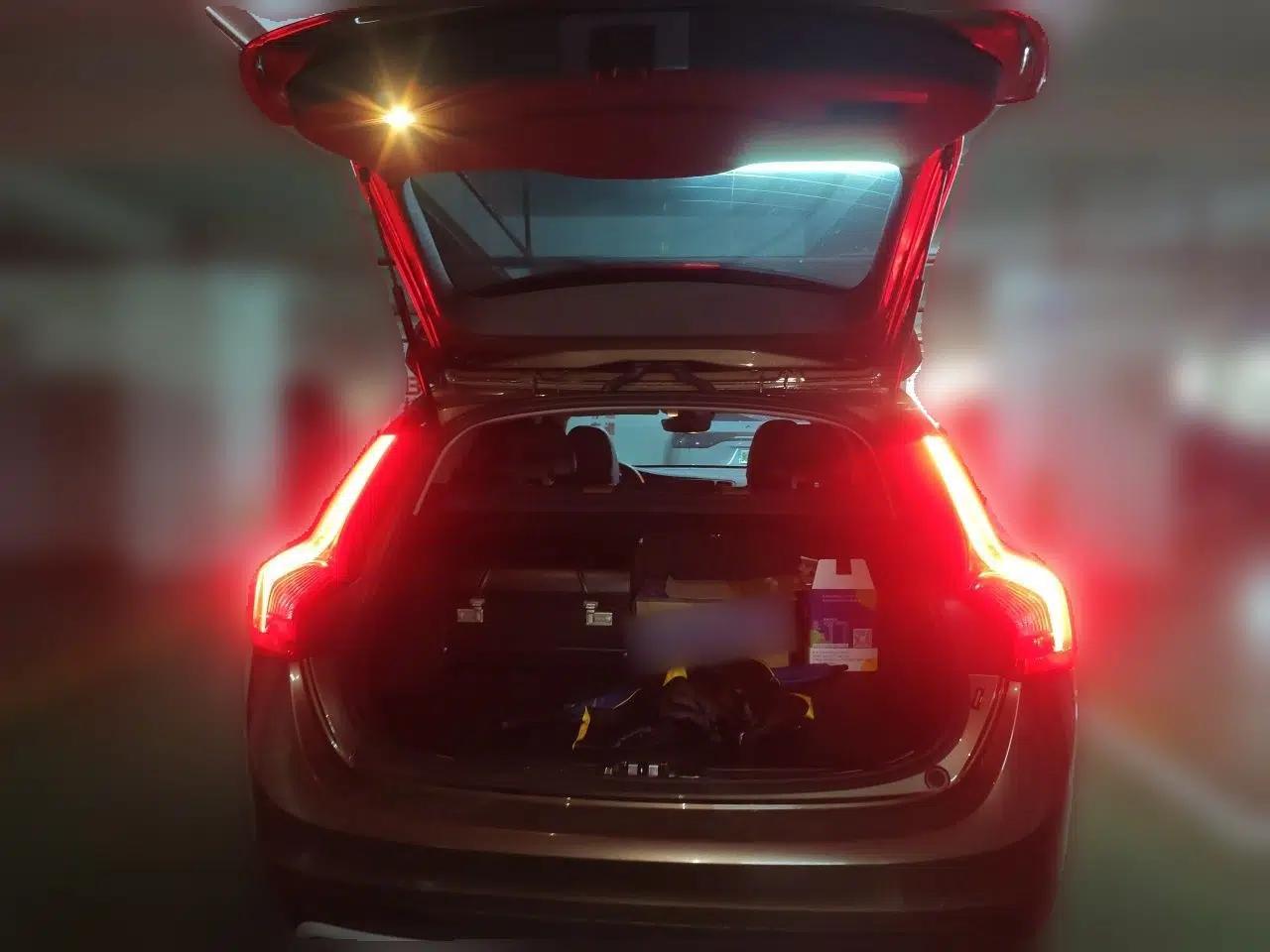 Volvo V60 2016 Cross Country T6 AWD — миниатюра 19