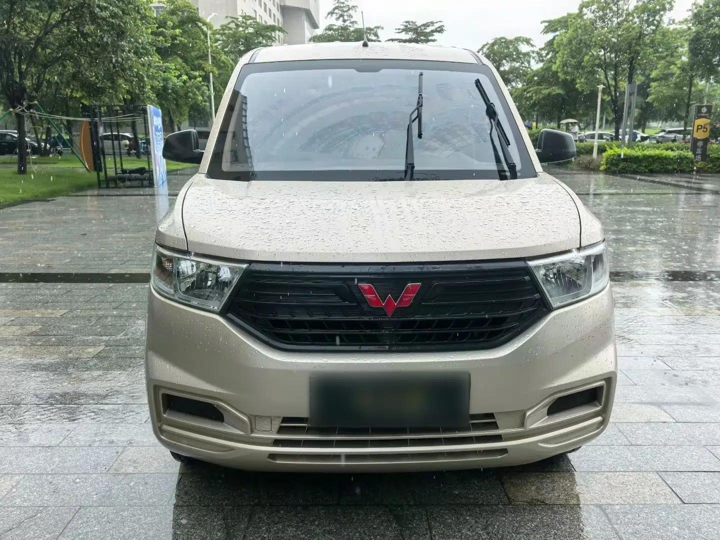 Wuling Hongguang V 2022 1.5L Jingqu Edition Electric-Assist LAR — миниатюра 2