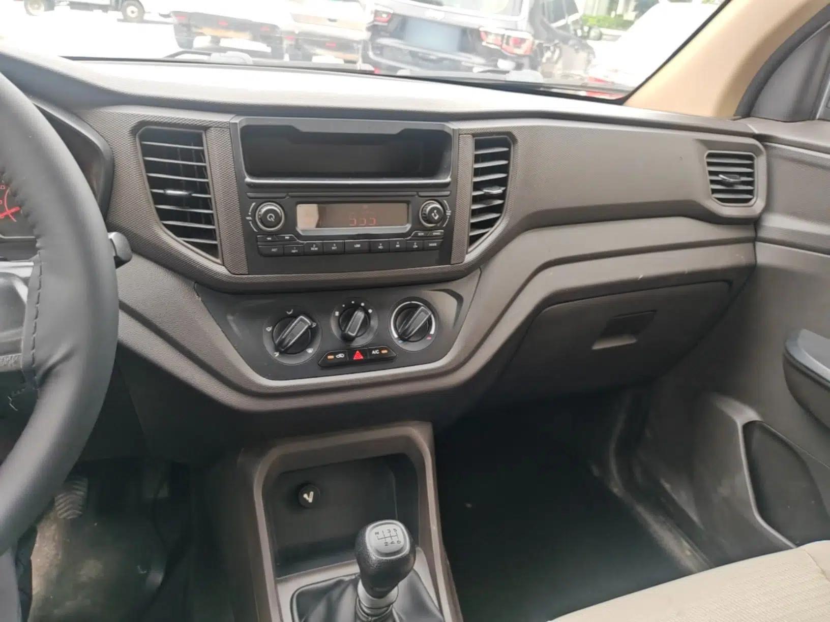 Wuling Hongguang V 2022 1.5L Jingqu Edition Electric-Assist LAR — миниатюра 17