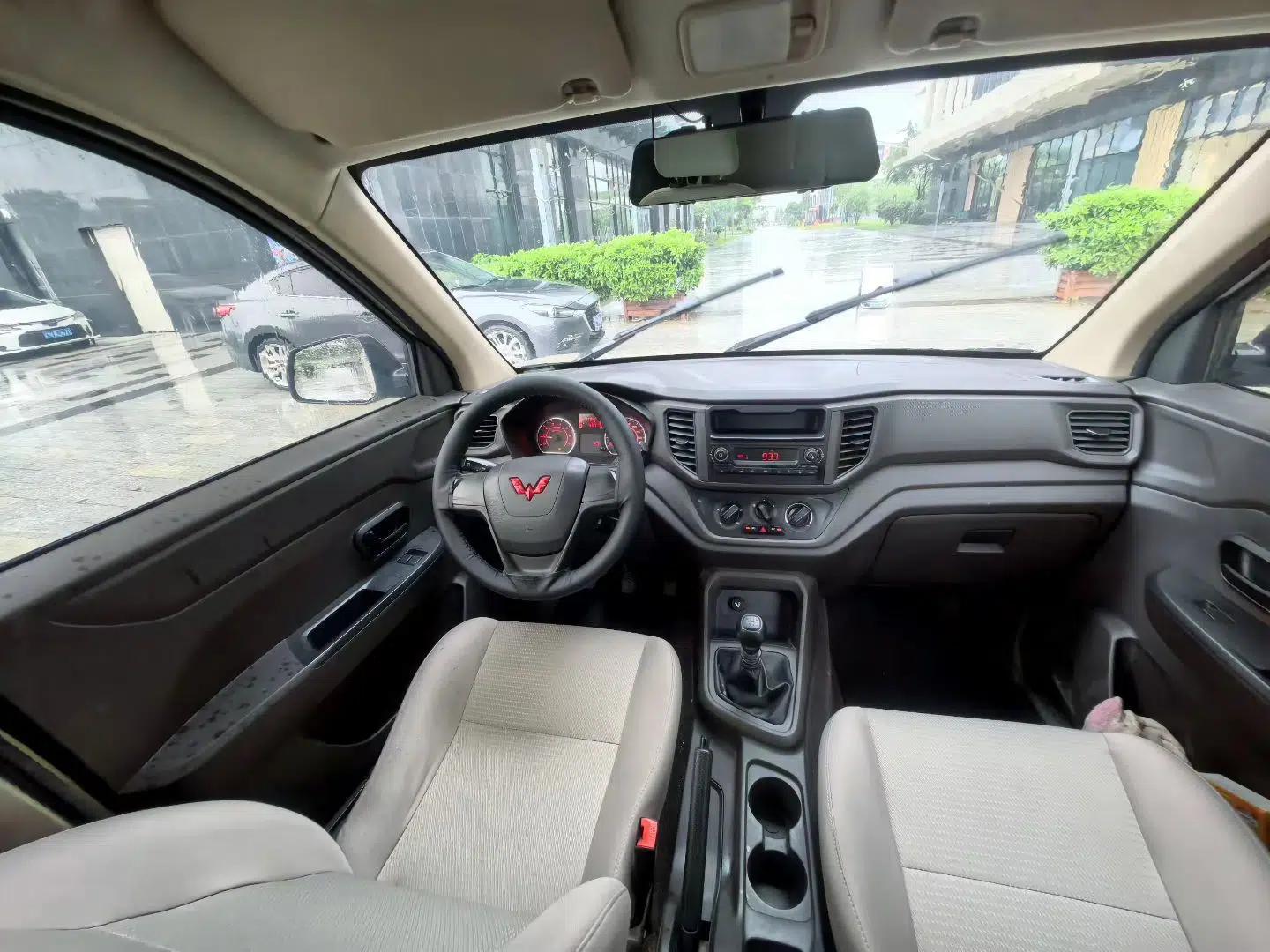 Wuling Hongguang V 2022 1.5L Jingqu Edition Electric-Assist LAR — миниатюра 26