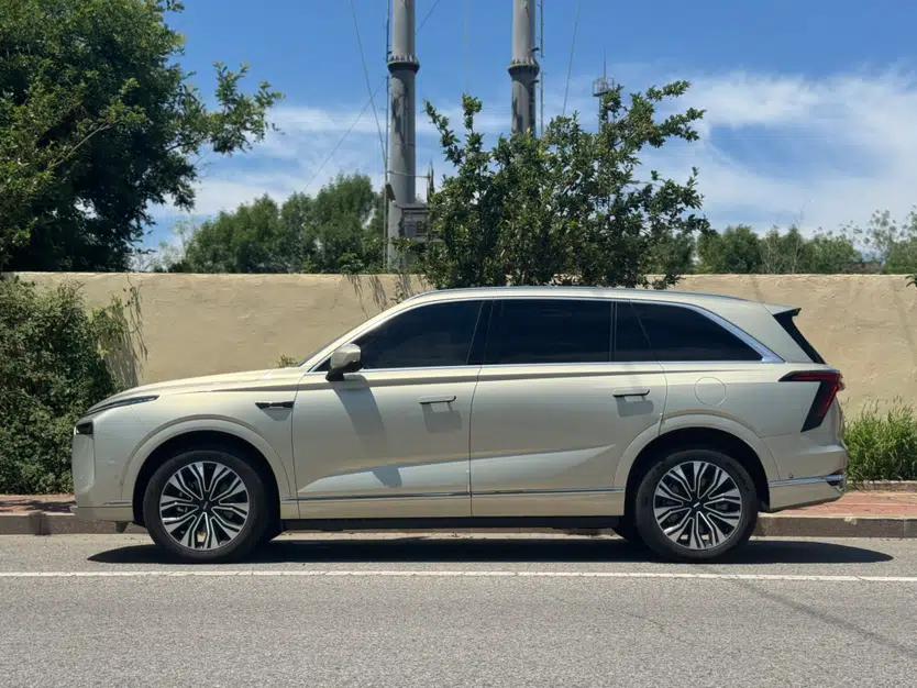Wey Lanshan 2023 Four-Wheel Drive Ultra-Long Range Version — миниатюра 3