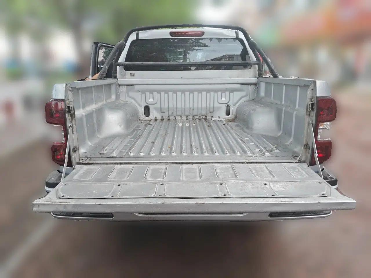 Isuzu TAGA 2021 1.8T Gasoline Manual Two-Wheel-Drive Value Edition Standard Wheelbase CE18 — миниатюра 19