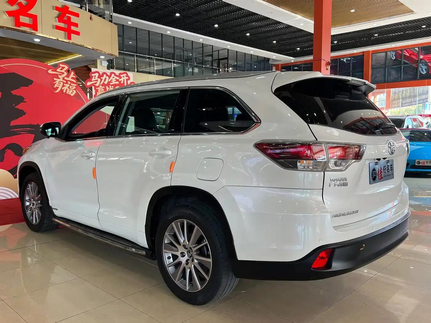2015 Highlander 3.5L AWD Luxury 7-seater — миниатюра 6