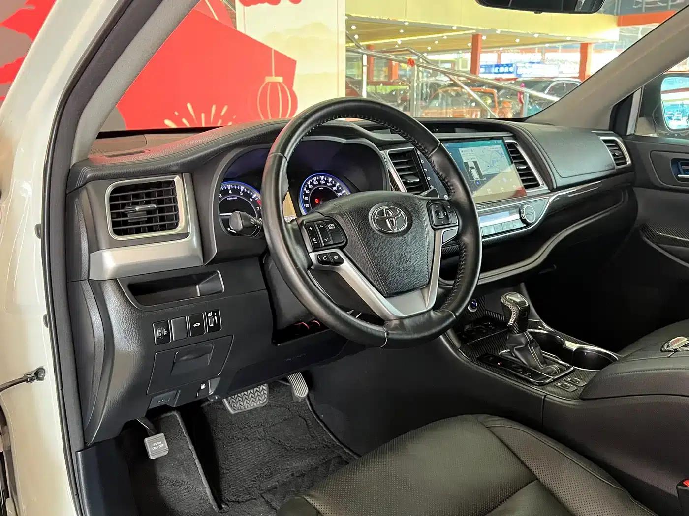 2015 Highlander 3.5L AWD Luxury 7-seater — миниатюра 7