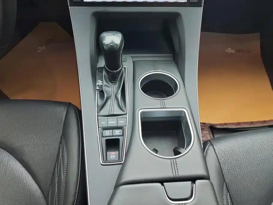 2019 Toyota Avalon Hybrid 2.5L XLE Premium Edition (China VI Emission Standard) — миниатюра 16