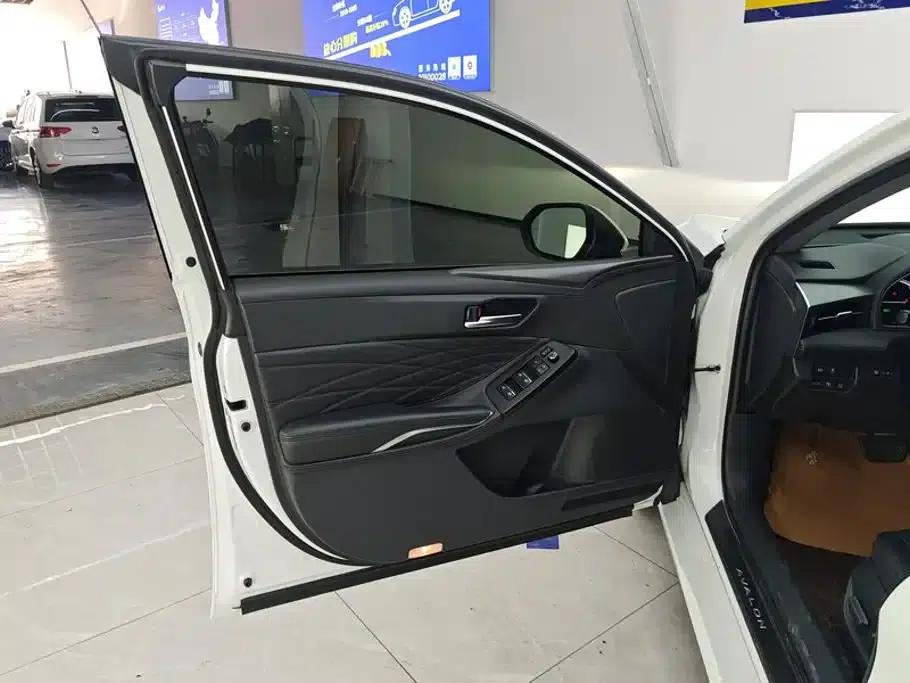 2019 Toyota Avalon Hybrid 2.5L XLE Premium Edition (China VI Emission Standard) — миниатюра 7