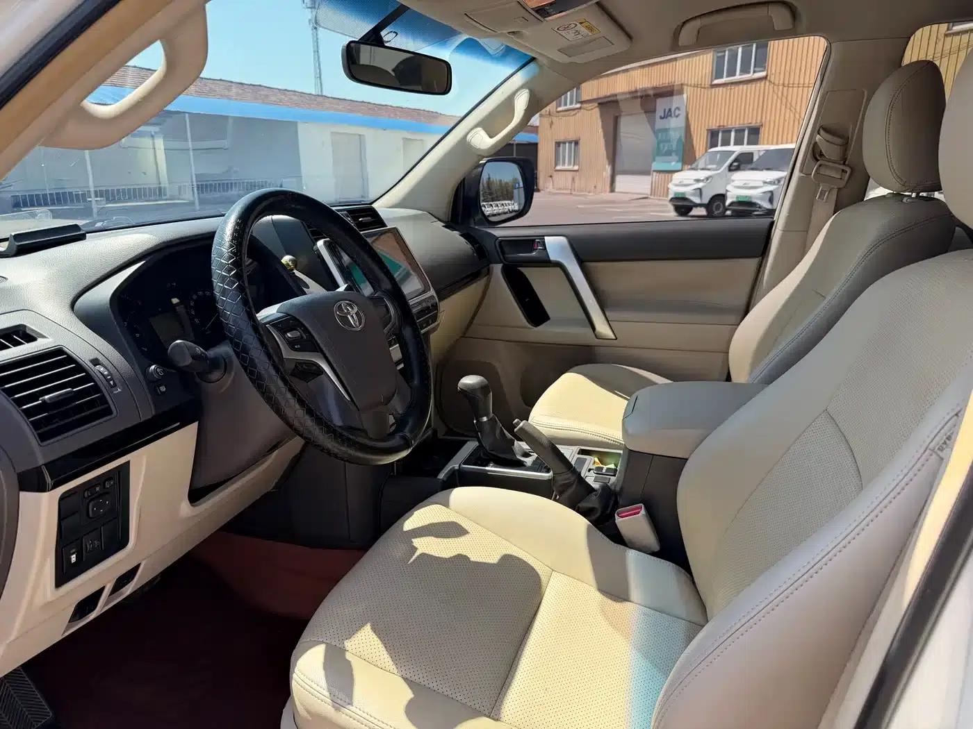 2018 Prado (Imported) 2.7L Automatic — миниатюра 4