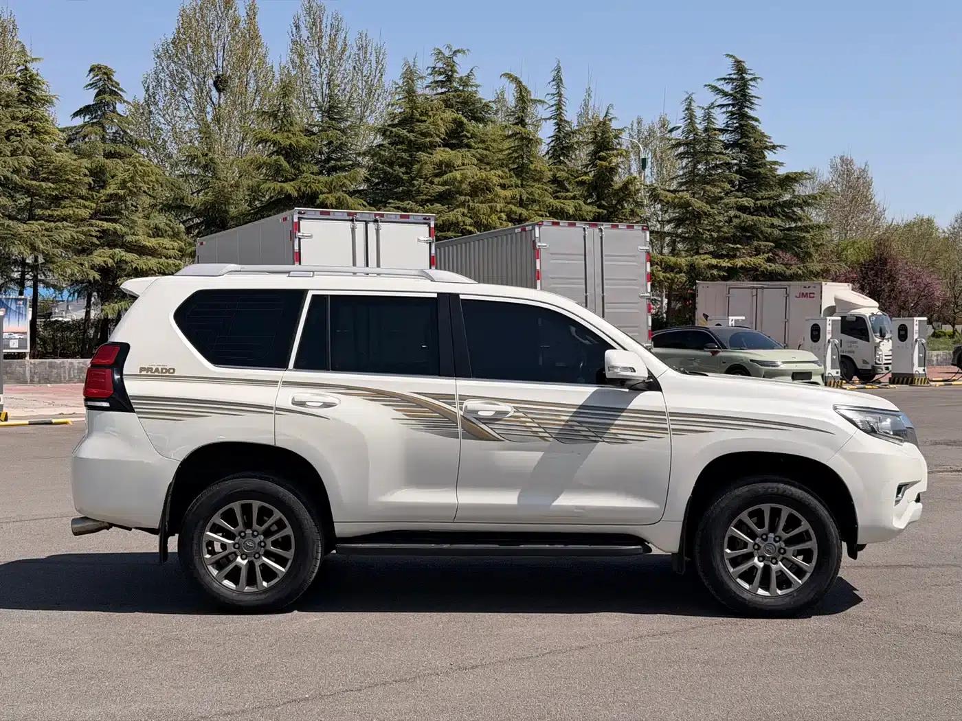 2018 Prado (Imported) 2.7L Automatic — миниатюра 9