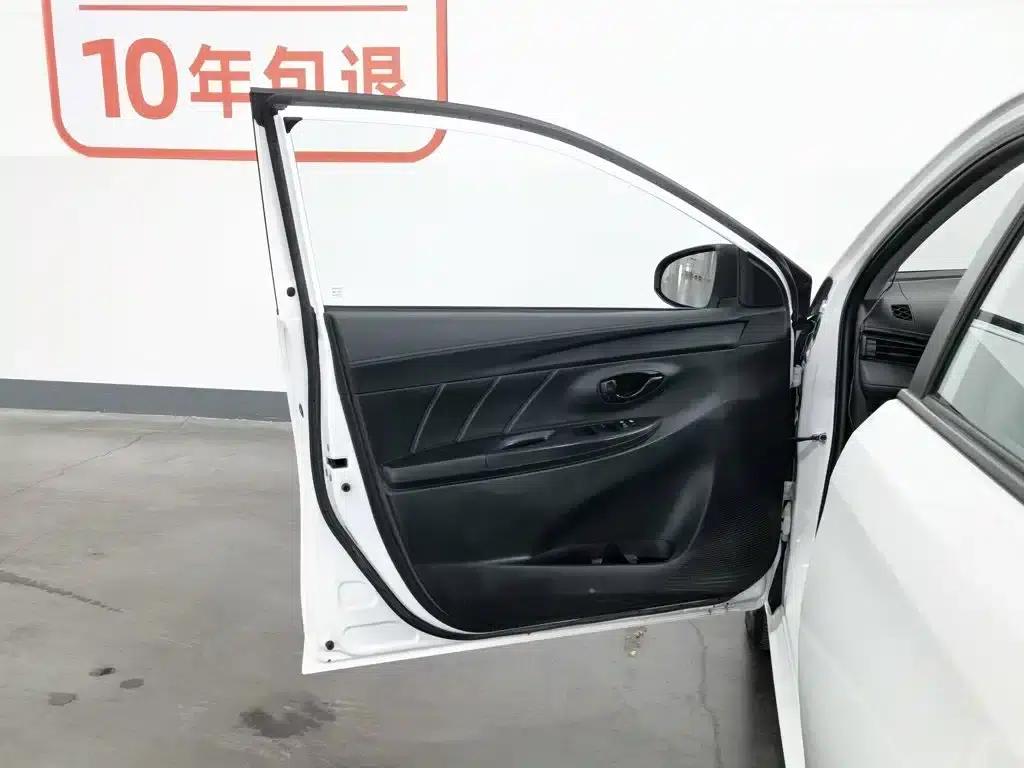 Vios FS 2017 1.5L CVT Sport Edition — миниатюра 8
