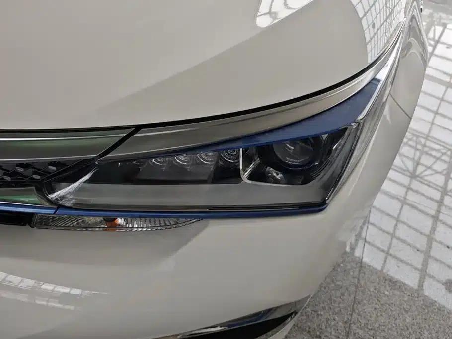 Corolla Hybrid E+ 2020 1.8L E-CVT Comfort Edition — миниатюра 5