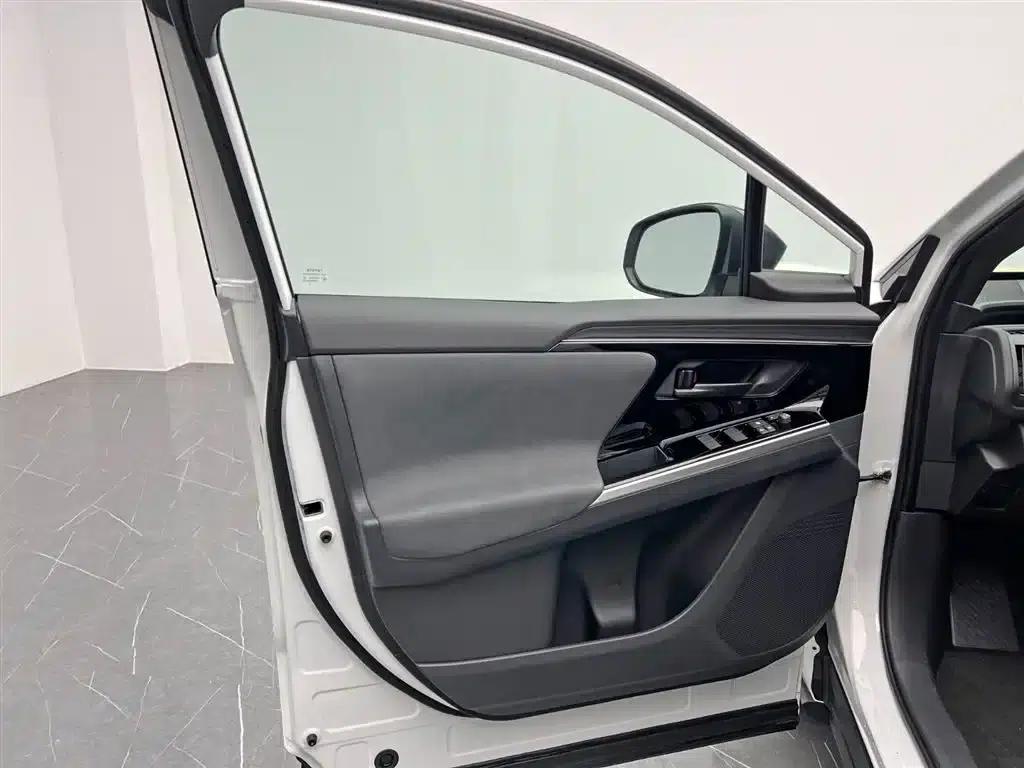 Platinum 4X 2025 Model 615 Air Edition — миниатюра 12